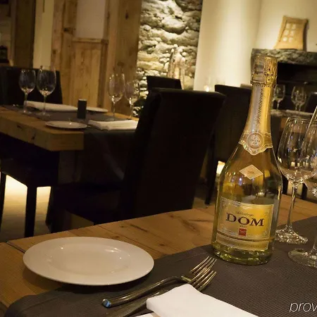 Hotel Dom Saas-Grund