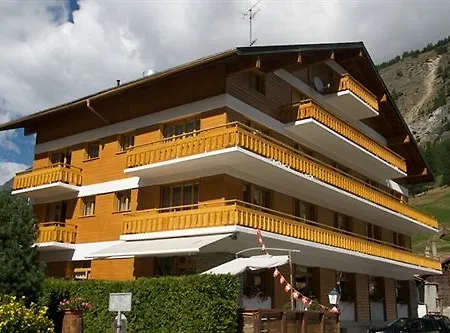 Dom Saas-Grund