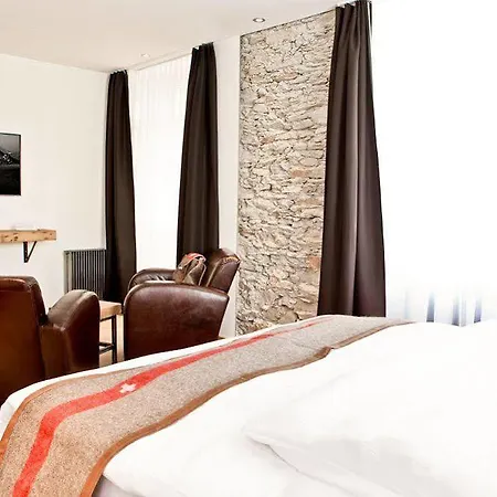 Hotel Dom 3*